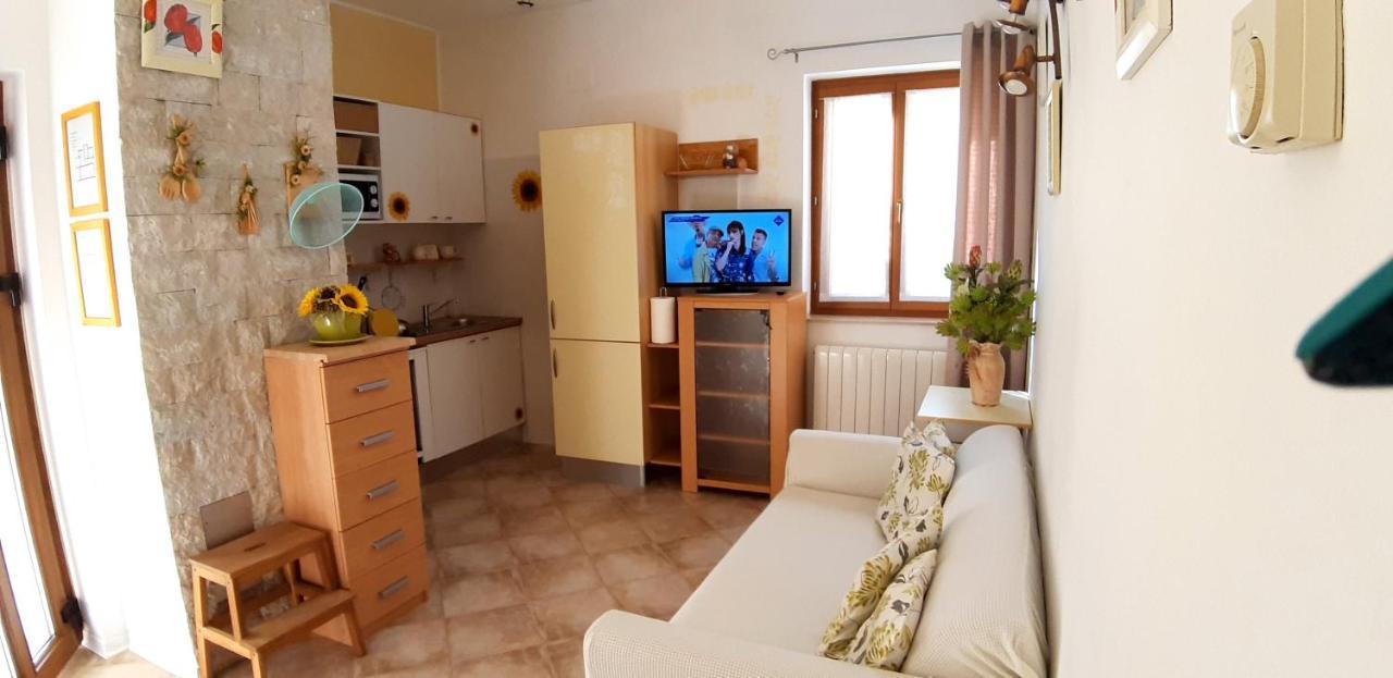 Apartments Demori Galižana 外观 照片